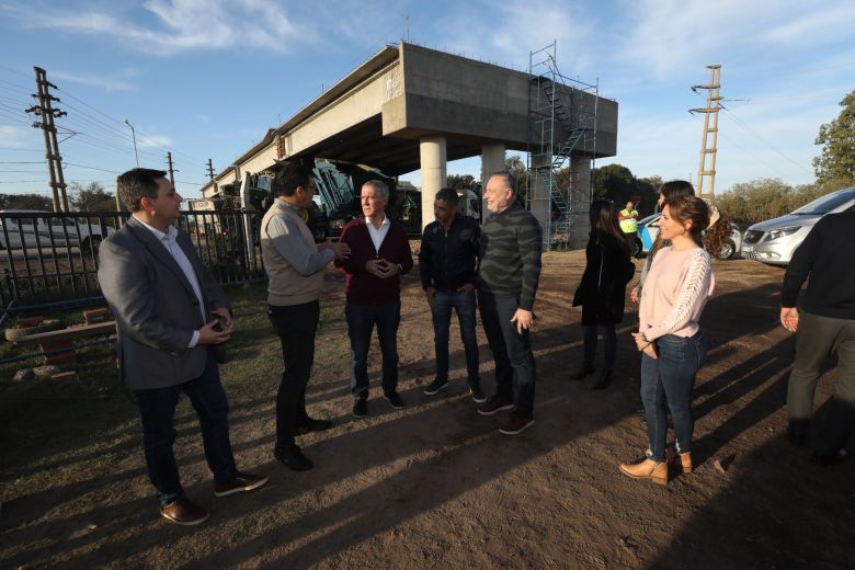 Avanza la obra del nuevo puente Villa María - Villa Nueva