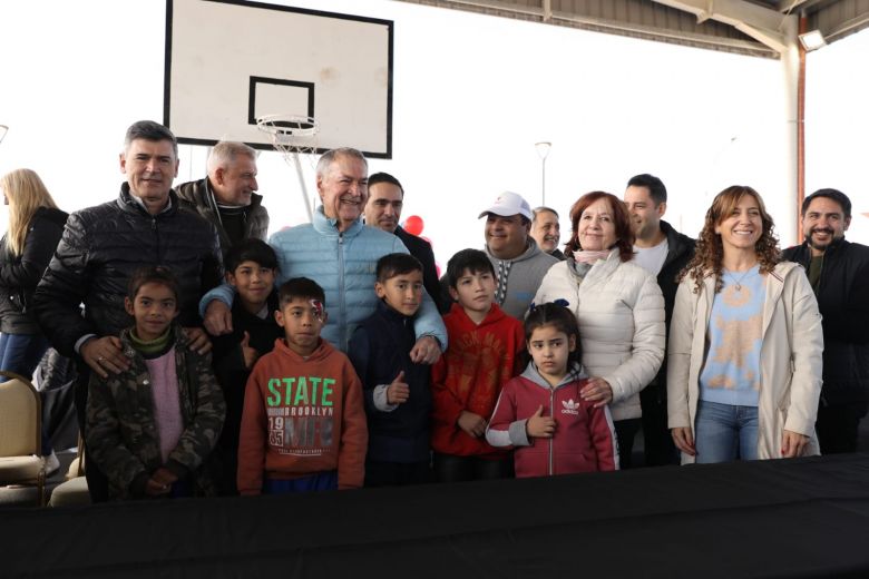 La Provincia ya cuenta con 100 polideportivos sociales