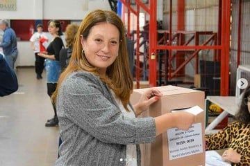 Colonia Caroya: Paola Nanini de HUxC fue elegida intendente 
