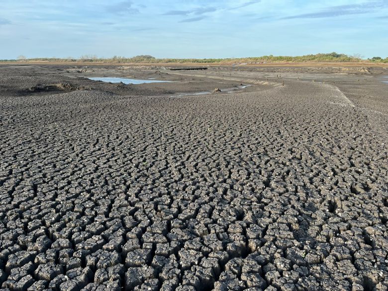 A Montevideo le quedan solo 10 días de agua potable