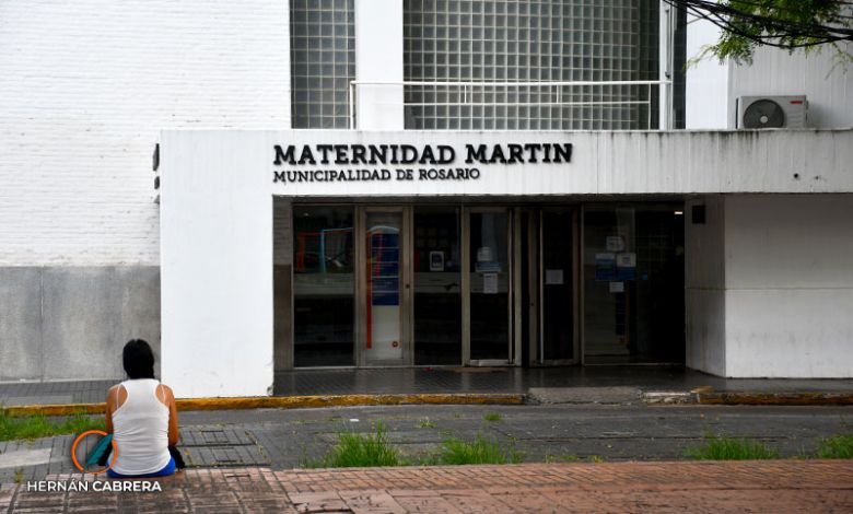 Falleció una bebe recién nacida tras ser apuñalada por su madre 