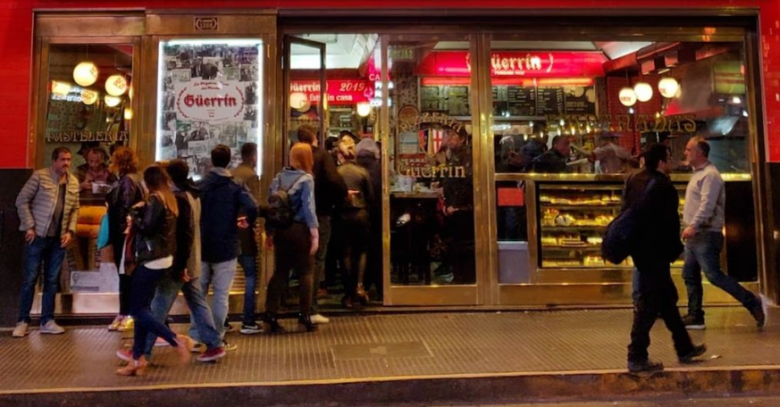 Un turista norteamericano fue a Guerrín y se quejó por un detalle muy porteño