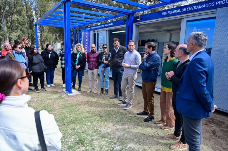 Feriantes se capacitaron para el uso del nuevo Mercado Emprendedor Impulsar 