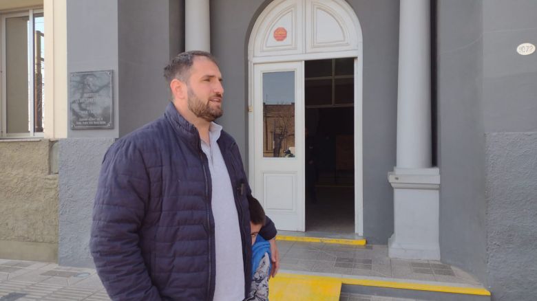  Manu Sosa: "estamos contentos de poner una alternativa diferente en el cuarto oscuro"