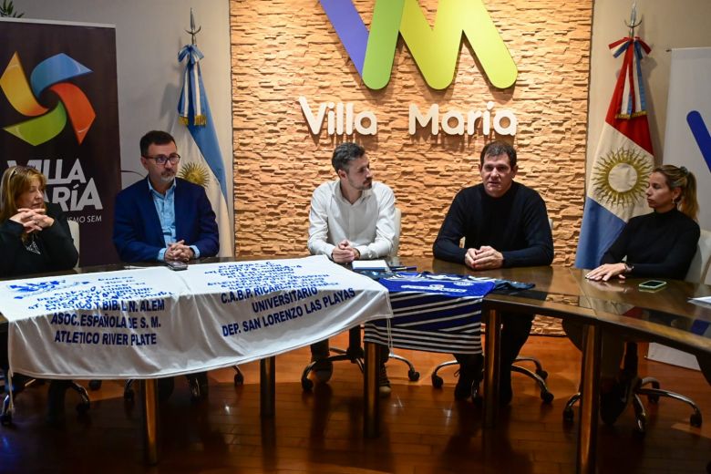 El seleccionado femenino local jugará en "juntas contra el cáncer de mama"