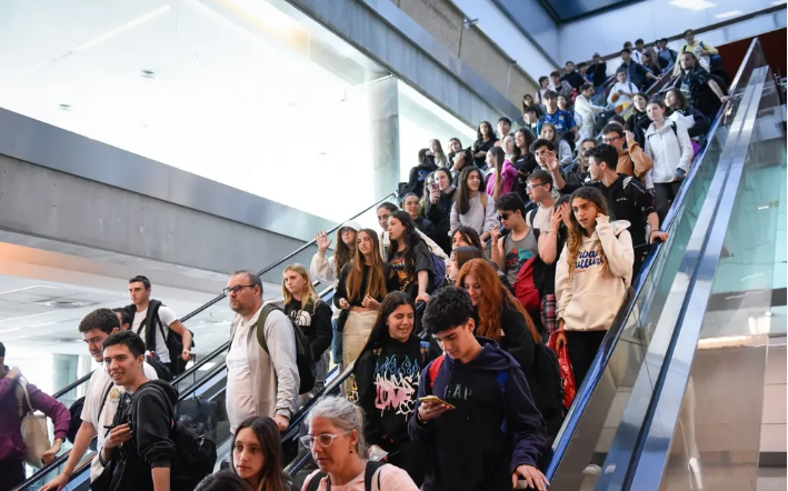 Llegó al país el primer vuelo con repatriados desde Israel