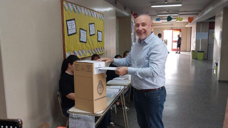 Eduardo Accastello: "esta eleccion va a definir el futuro de la Argentina" 