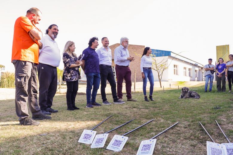 En el campus de la UNVM se habilitó el Bosque Poético Literario