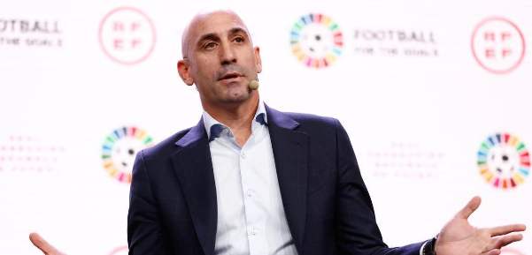 Luis Rubiales sancionado por la FIFA