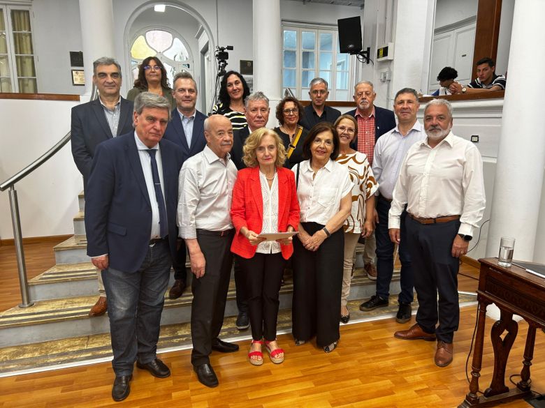 Una calle de la ciudad lleva el nombre de “Vicegobernador Ángel Reale”