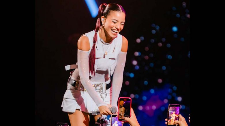 Emilia Mernes anunció su gira ".Mp3 Tour"