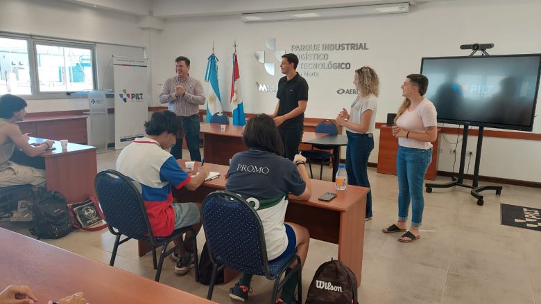 Alumnos del Concejo Deliberante Estudiantil visitaron el Parque Industrial