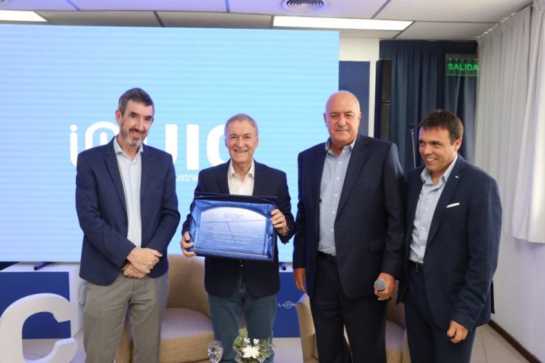 Schiaretti: “le vamos a dejar en caja al nuevo gobernador U$S 932 millones”