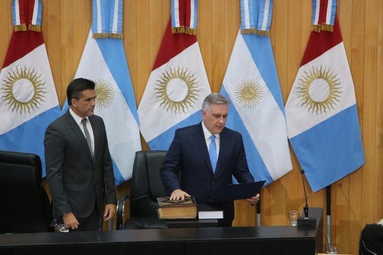 Martín Llaryora juró como gobernador