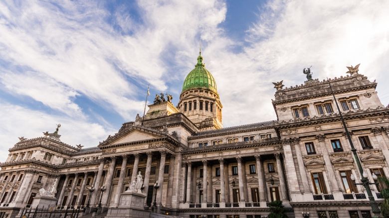 Congreso: Milei convocó a sesiones extraordinarias a partir de mañana