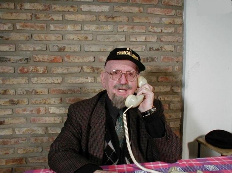 Diez años sin Tangalanga: el bromista telefónico más querido (y odiado) 