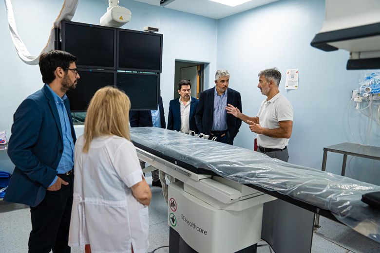 El ministro de Salud recorrió el Hospital Regional Pasteur