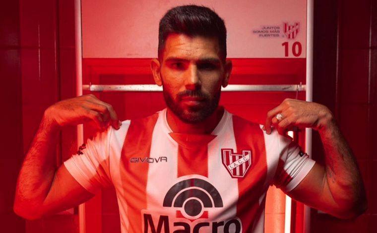 Silvio "Chino" Romero vuelve a Instituto