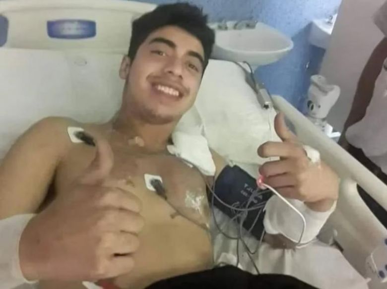 Lo alcanzó un rayo, terminó en terapia intensiva y se salvó de milagro