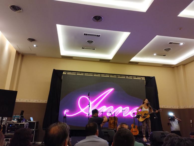 María Becerra, Duki, Milo J y La K'onga serán los artistas centrales del Festival Internacional de Peñas