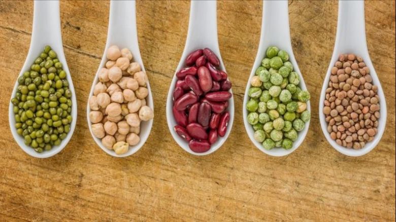 Una nutricionista vegana mostró cómo sobrevivir un mes con $15 mil