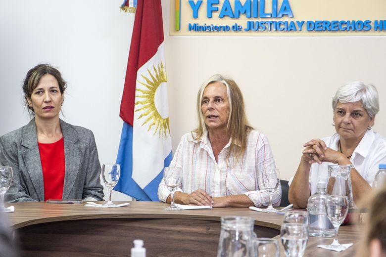 Julia Reartes asumió como titular de la SeNAF