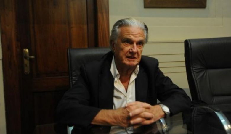 Casella: ​​​​​​​“el radicalismo sufre pérdida de institucionalidad”
