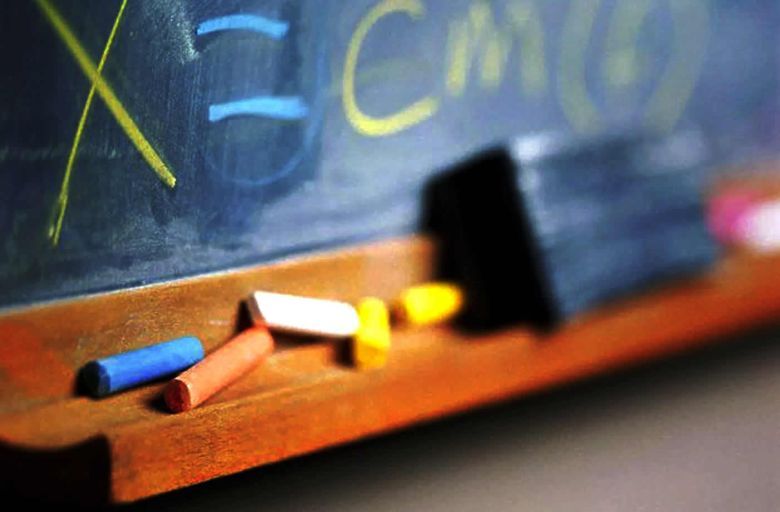 Impulsan un proyecto que suba la alícuota al juego para aumentar los salarios docentes