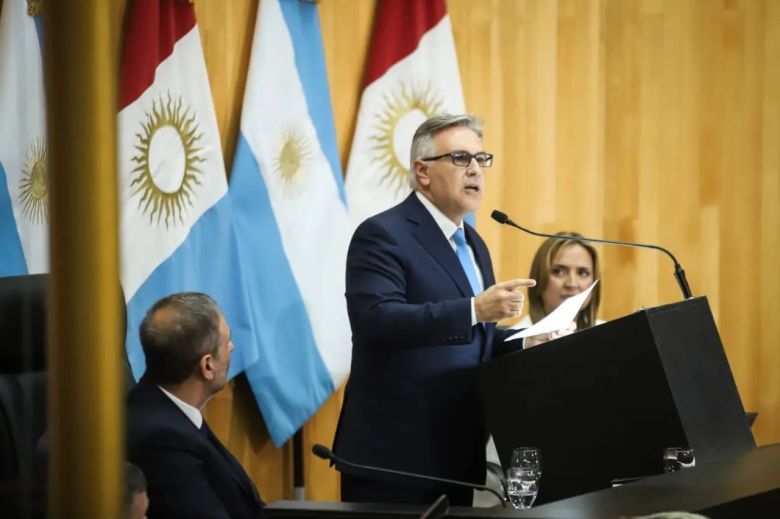Llaryora: "la crisis es cada vez más grave y las expectativas son peores"