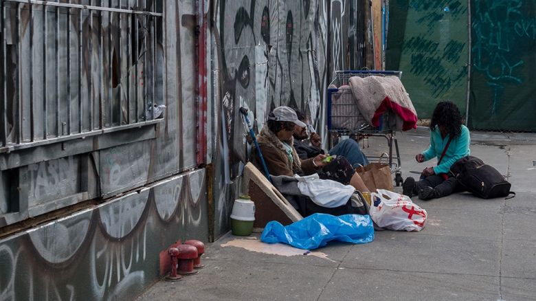 La UCA advierte que la pobreza seguirá creciendo y trepará al 60% en marzo