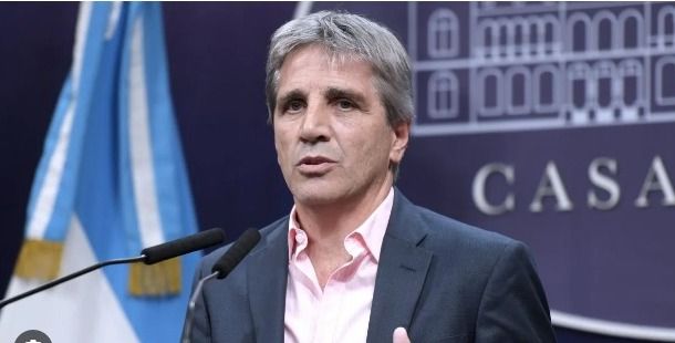 En marzo, las jubilaciones aumentarán un 30% y el salario mínimo un 31%