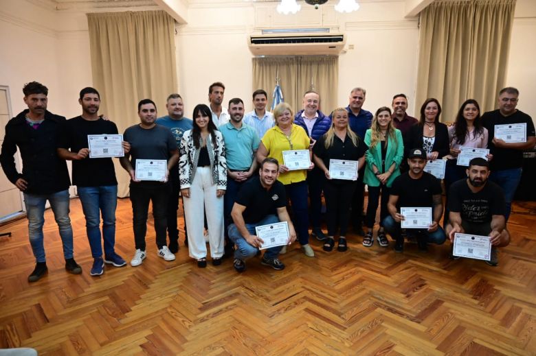 Reconocieron a emprendedores gastronómicos que participaron del Recorrido Peñero