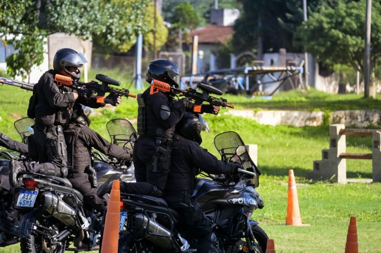 Desde el Municipio villamariense se capacitaron en el uso de armas no letales