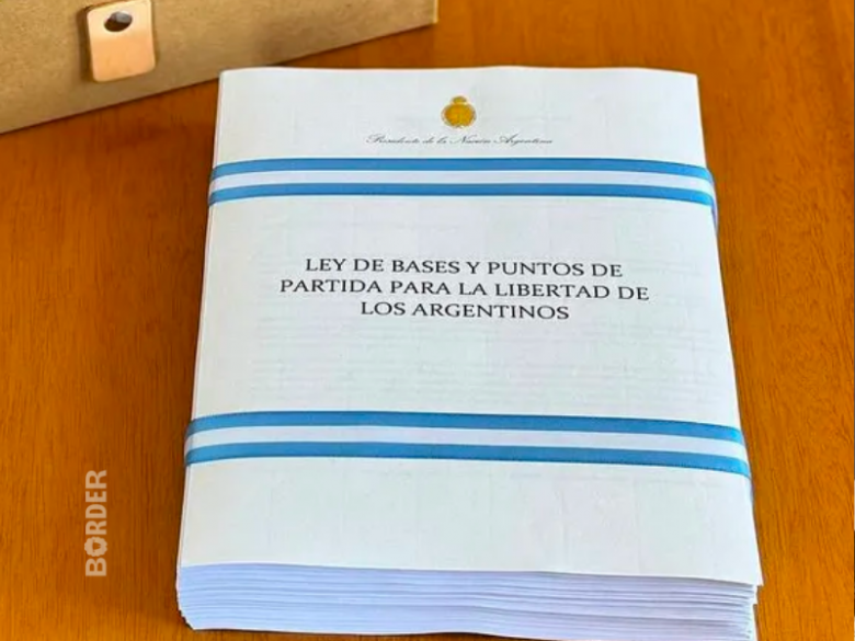  El Gobierno negocia la remozada "Ley Ómnibus"