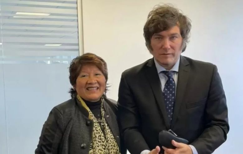 Una senadora libertaria contrató a sus tres hijos, su nuera, su hermano, su sobrina y su cuñada