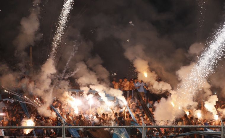 Belgrano pidió al Cosedepro que flexibilice la sanción tras el uso de bengalas