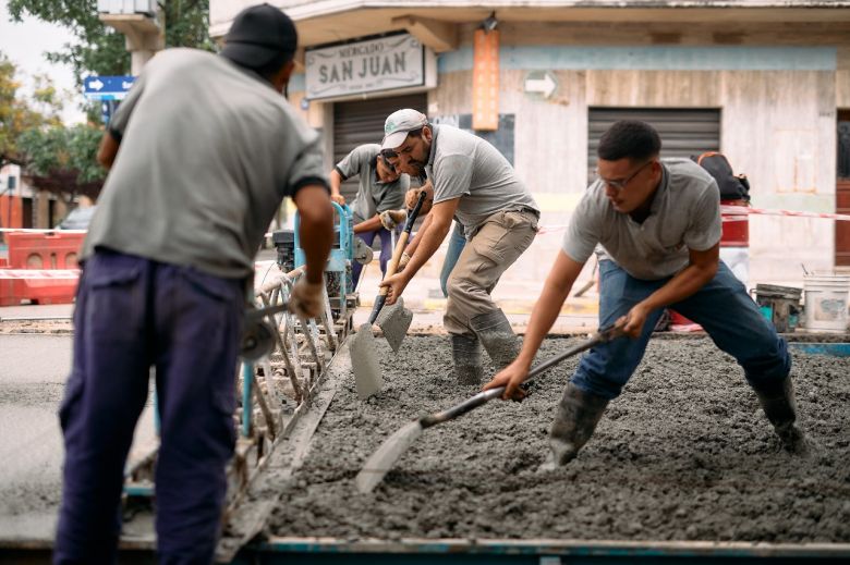 Comenzó la repavimentación de calle San Juan al 1400