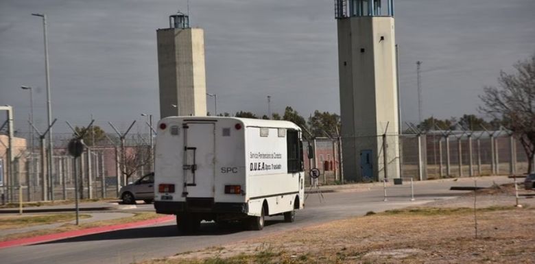 Tortura y muerte en la cárcel de Bouwer: habló la ex pareja de Cesar Moreno