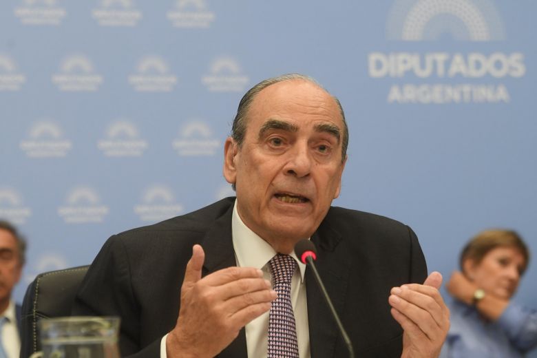El Ejecutivo se reúne con gobernadores y establece contactos por la Ley Ómnibus