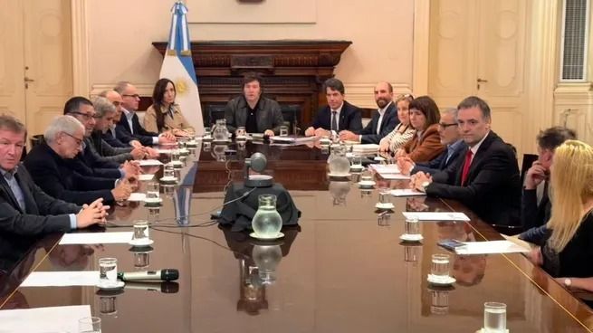 Ataque de Irán a Israel: Javier Milei se reunió con el Gabinete 