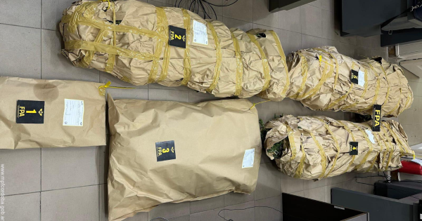 Villa Nueva: allanaron una vivienda y encontraron drogas
