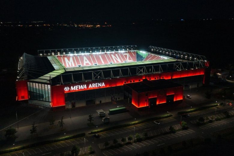 Encontraron una bomba de la Segunda Guerra Mundial en el estadio del Mainz de Alemania