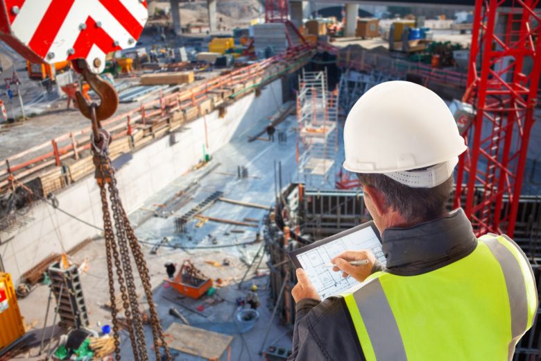 Entre 3.500 y 4.000 obras públicas están paralizadas y ya se perdieron más de 100.000 empleos