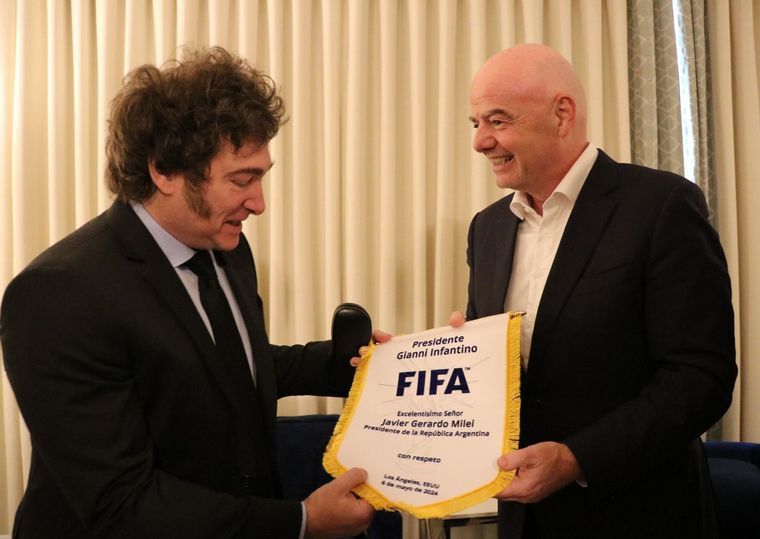 Javier Milei volvió a reunirse con Elon Musk y debatió sobre las SAD con Gianni Infantino