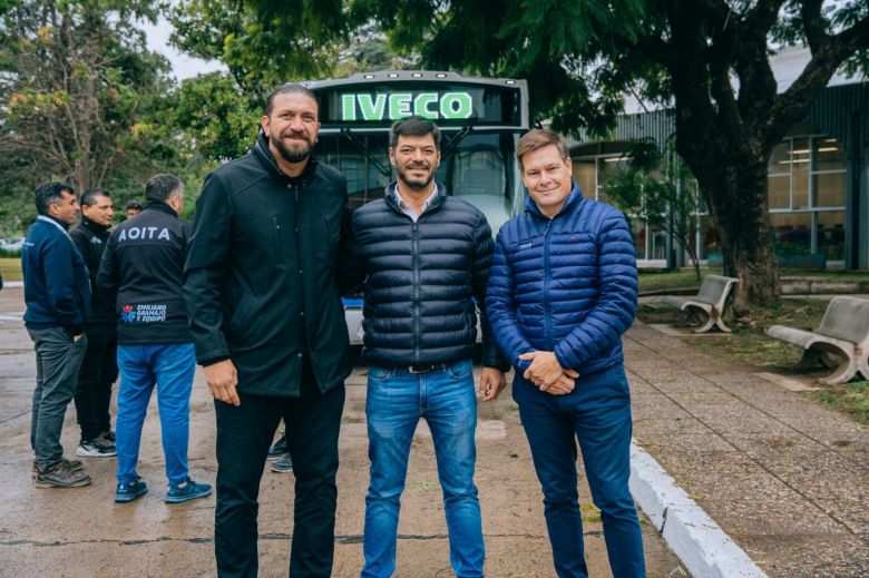 El primer colectivo a Gas Natural Comprimido (GNC) fabricado en la Argentina es cordobés