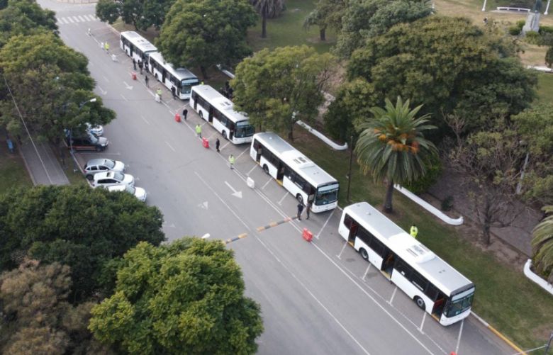 Presentaron cinco colectivos que se suman al sistema de transporte urbano de pasajeros