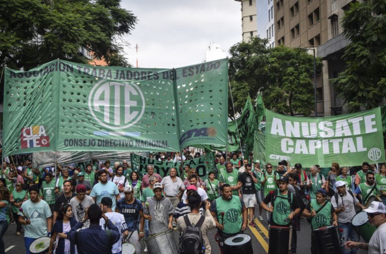 ATE rechazó el 9,1% ofrecido por el Gobierno y denunció una pérdida salarial del 22,4%