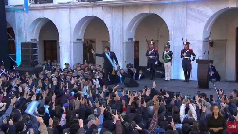 En Córdoba, Milei anunció la creación del Consejo de Mayo y prometió bajar impuestos