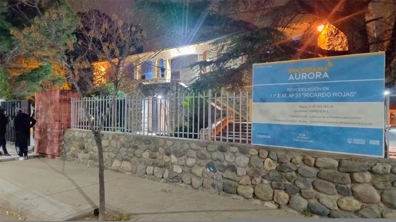Córdoba: un estudiante de 15 años atacó a un compañero con una trincheta y lo hirió en el cuello