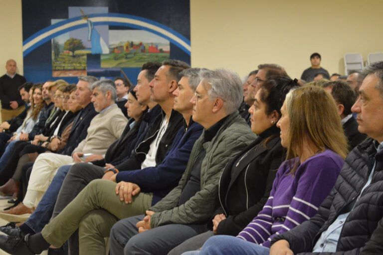 El Arzobispo de Córdoba pidió no poner el mercado antes que la política
